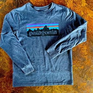 Patagonia Kids Large (12) long sleeve t-shirt